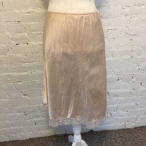 Yves Saint Laurent vtg 80s lace trim slip beige size m